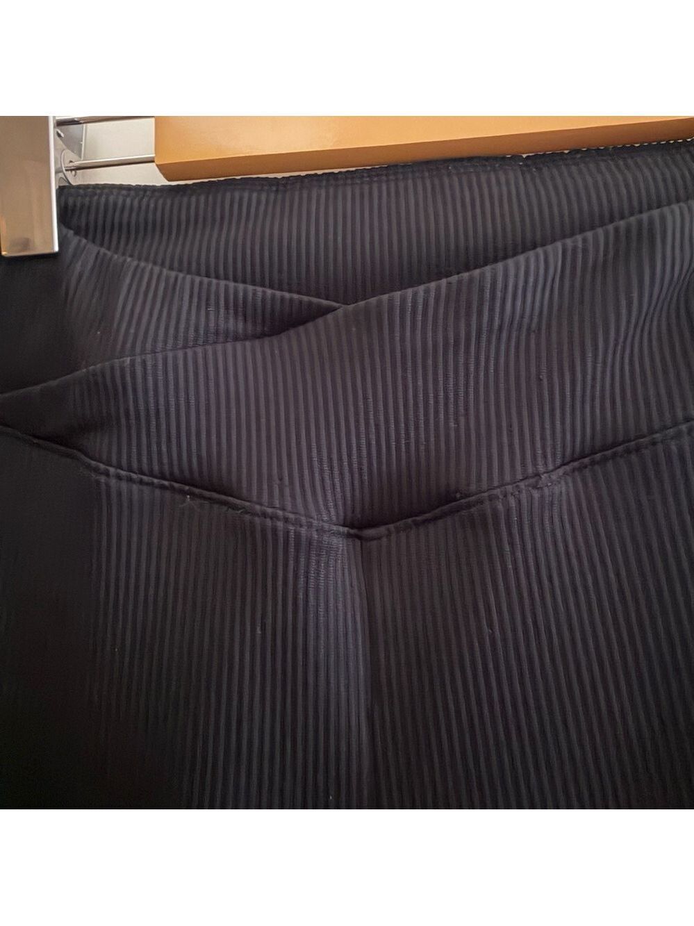 H&M Divided Black High-Waisted Leggings - Large - Picture 4 of 9